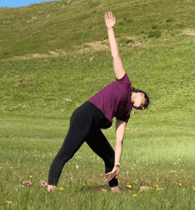 Laura und Adeline, zertifizierte Yogalehrerinnen